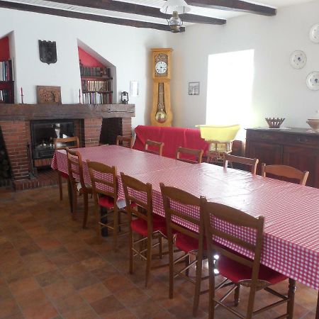 Gite De Carbonies Saint-Felix-de-Lunel ภายนอก รูปภาพ