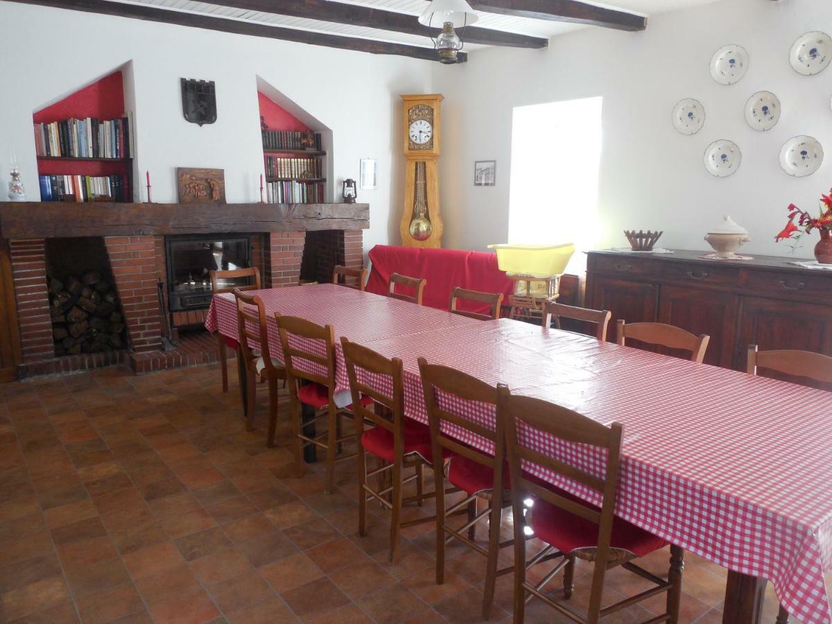 Gite De Carbonies Saint-Felix-de-Lunel ภายนอก รูปภาพ